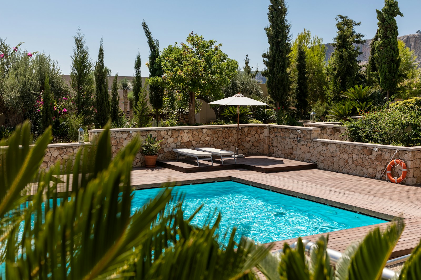 Js Innovation Pool and Spas — Pool Builder in Indio